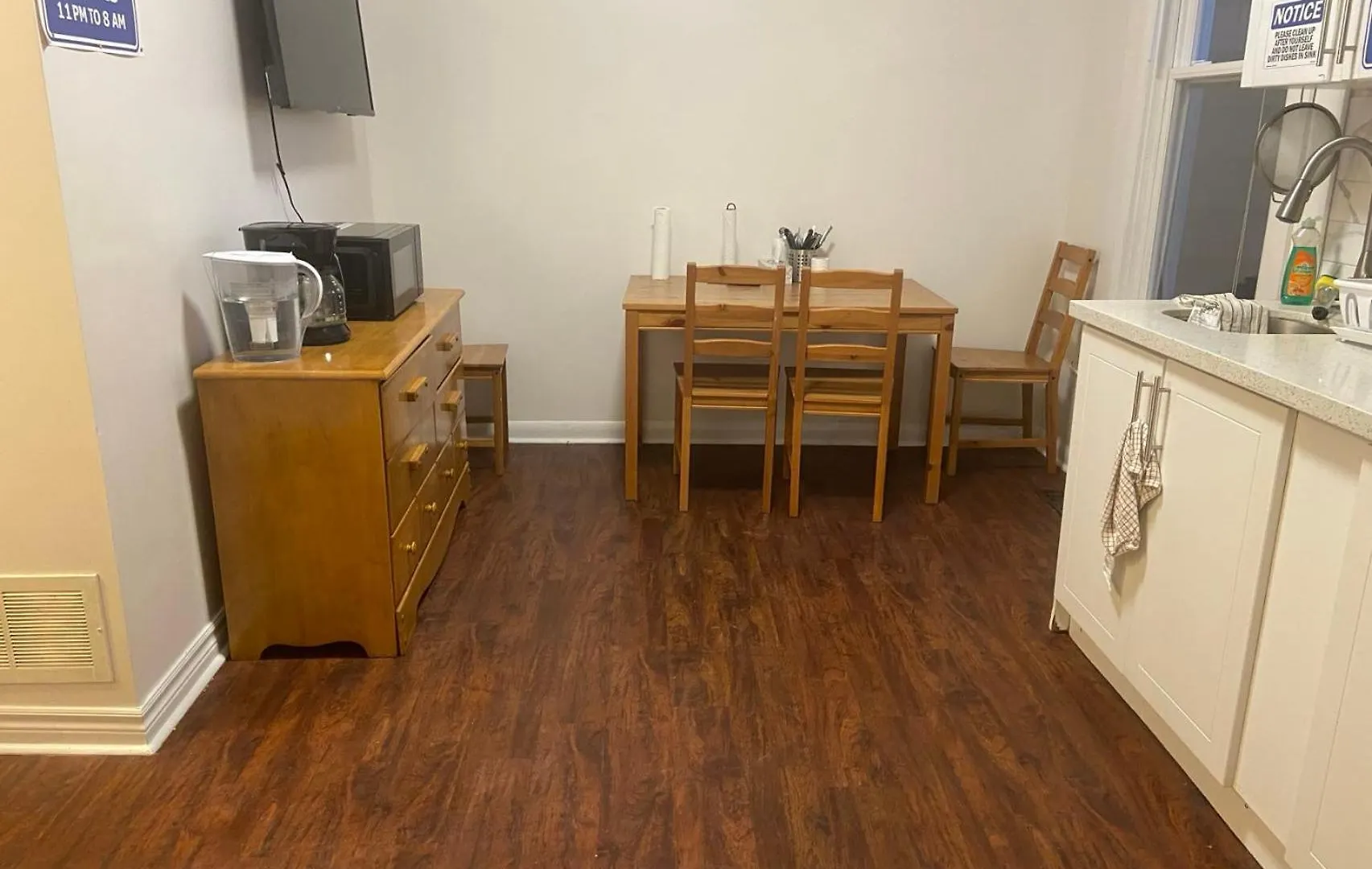 Basemewnt Room With Private Bathroom 36C Toronto